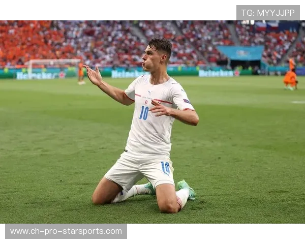 希克：新帅上场首秀，后卫们让他看见球队未来的可能性，希克最新消息