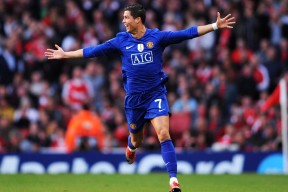 星空体育app官网入口-热火126-108大胜黄蜂，鲍威尔25分，维金斯改打4号位，热火韦伯